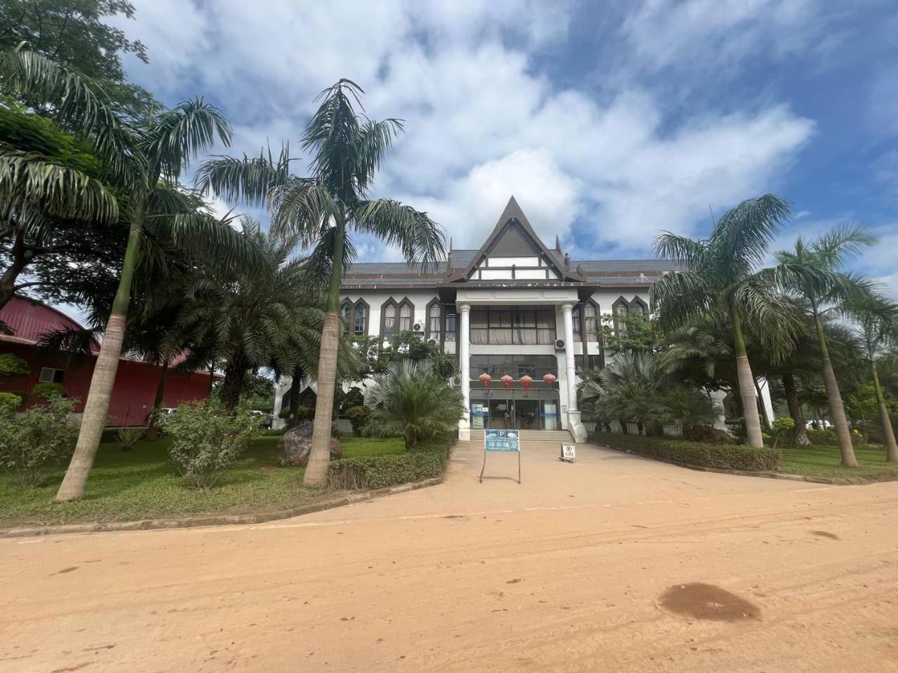 Nono Lavong Apartment Vientiane Exterior photo